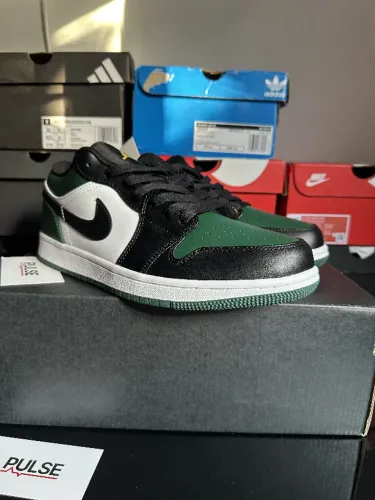 Nike Air Jordan 1 Low Green Toe - tamanho 41BR, original