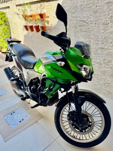 Moto Kawasaki - versys x - 300cc