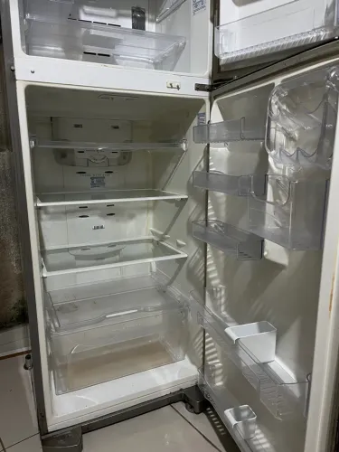 Geladeira Frost Free Espaçosa