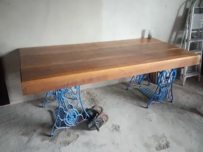 Mesa rústica cedrinho