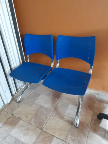 Cadeiras de Escritório para espera- Usada