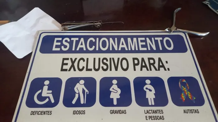 Placa de Estacionamento Exclusivo
