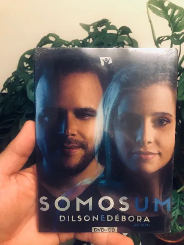 Kit de Cd?s / Bluray e dvd?s LACRADOS sertanejo, gospel e samba