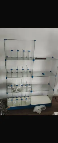 Expositor de Vidro para Comércio
