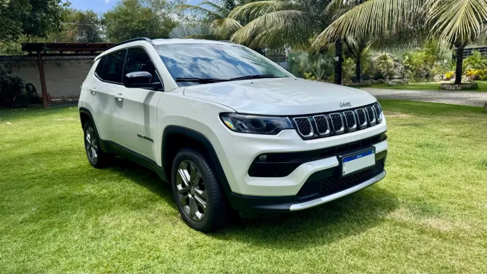 JEEP COMPASS 2024 1.3 FLEX LONGITUDE - Baixa KM