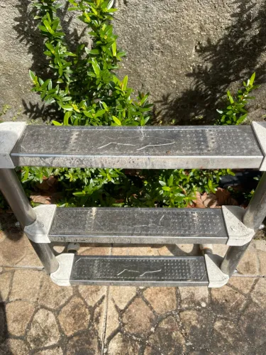 Escada para Piscina