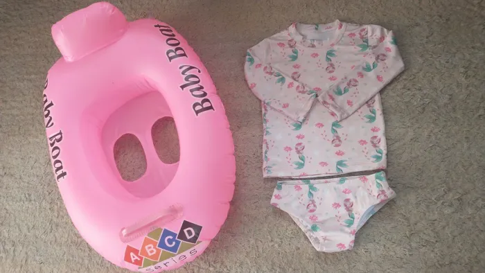 Conjunto de banho sereia e boia menina 1 ano
