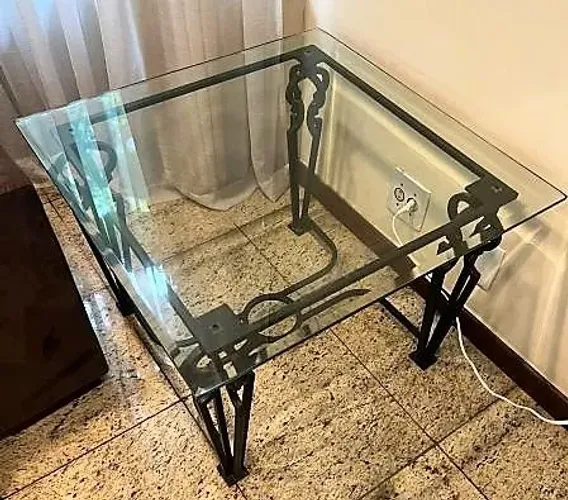 Exuberante Mesa auxiliar centro estilo inglês ferro forget Tampo vidro 20 mm *Descrição