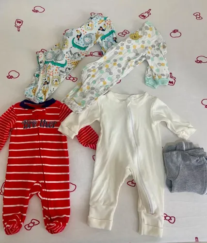 Lote de macacão bebe RN