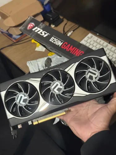 AMD RX 9600XT 16gb - Founders