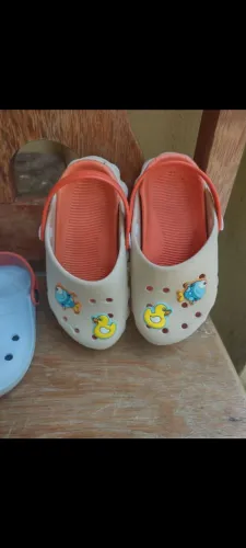 Crocs infantil
