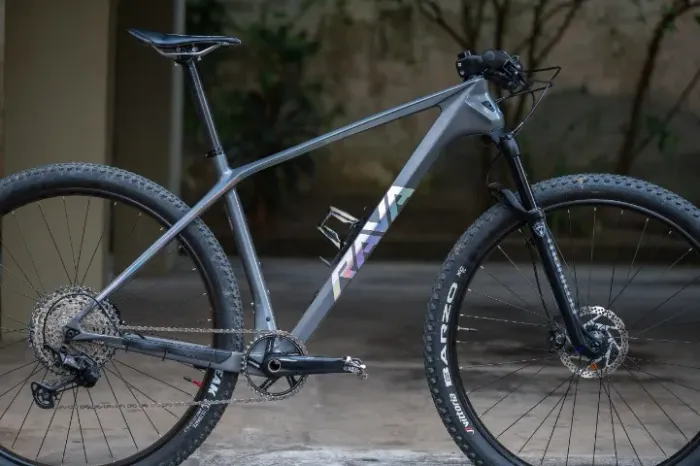 Bike MTB RAVA RAGE CARBON XT (19)