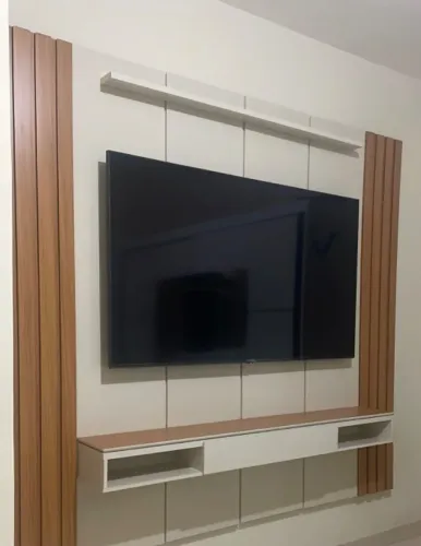 PAINEL DE TV