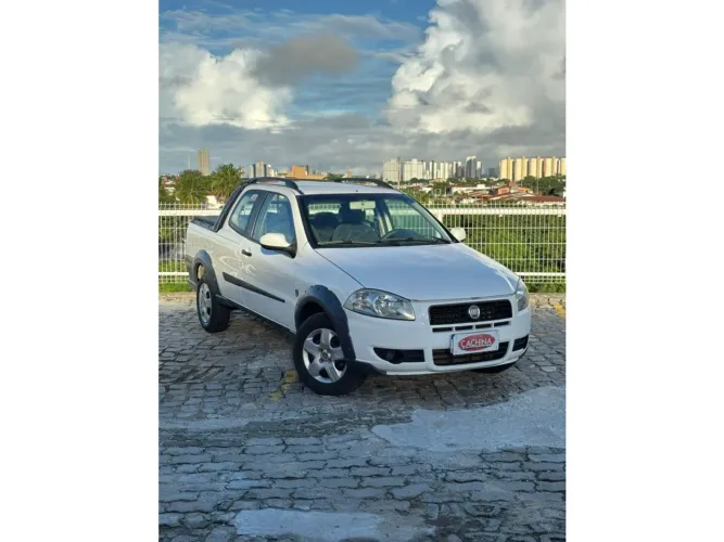 Fiat Strada Working 1.4 MPI Fire Flex 8V CD 2013