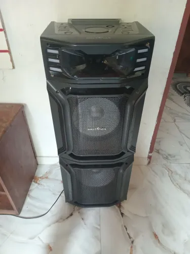 Caixa de Som torre Britânia 1800 de Potência