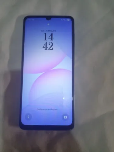 Vendo um celular