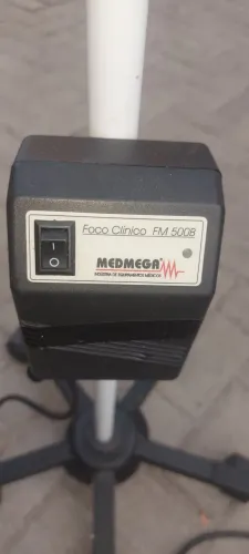 Foco Clínico FM 500B Medmega