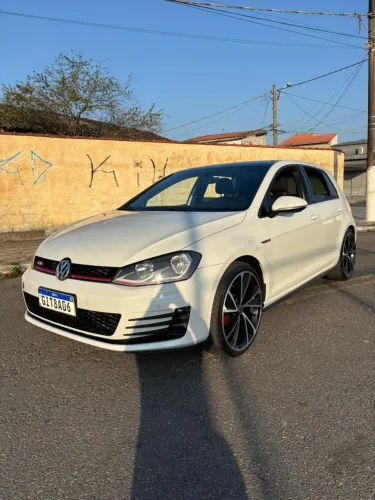 Volkswagen Golf GTI 2.0 TSI 220cv Aut. 2017