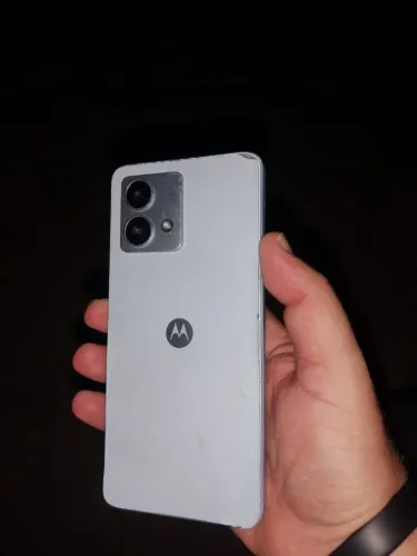 MOTO G84