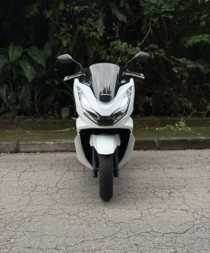 Honda pcx dlx 160cc 2023