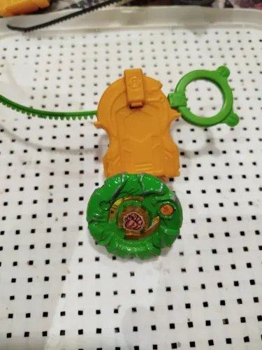Bandit Golem Verde Beyblade shogun stell Hasbro 