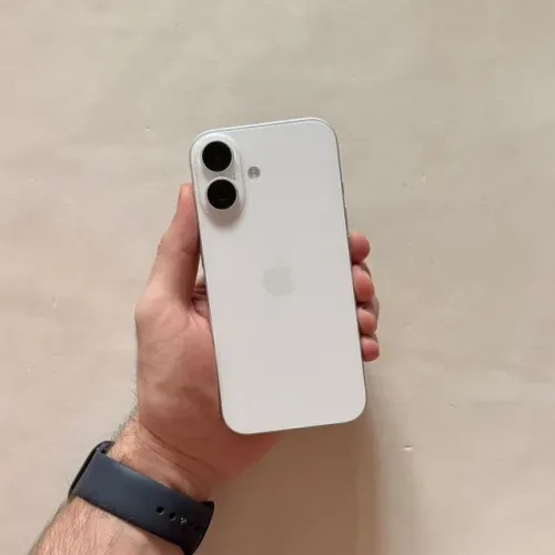 iPhone 16 Plus 128GB (Impecável)
