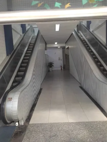 Sala comercial na pracinha da boa viagem