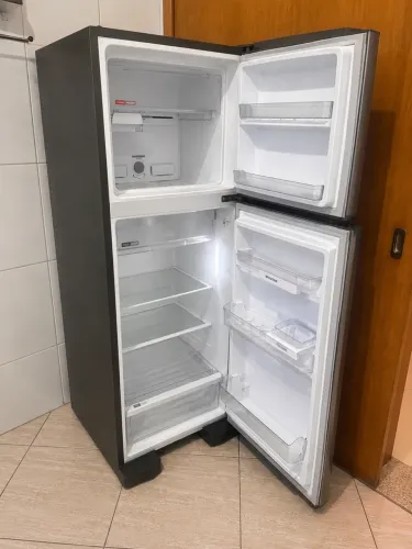 Geladeira Brastemp 375L