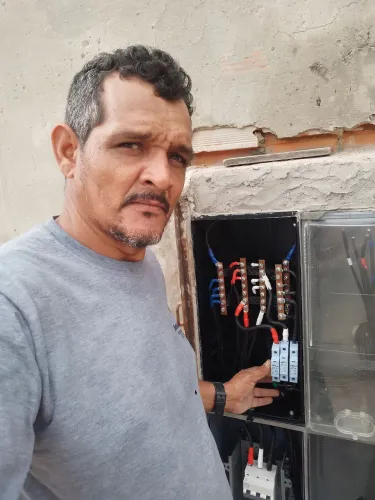 Eletricista residencial predial endustrial 