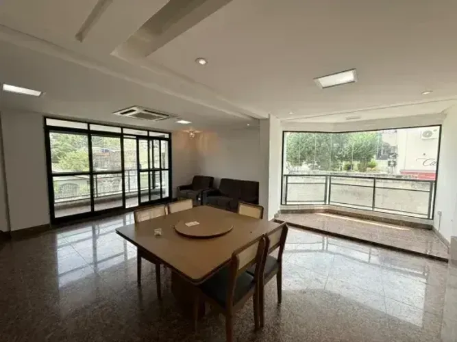 EDF.MARVICK, 279m2, 4 SUÍTES, CLIMATIZADO, ARMÁRIOS, E 2 VAGAS PARA GARAGEM