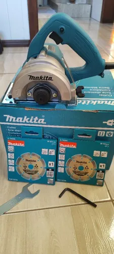 Makita Nova 