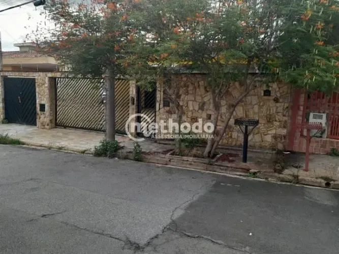 Casa à venda, Vila Proost de Souza, Na região do bairro Jardim Aurélia, Perto do Shopping 