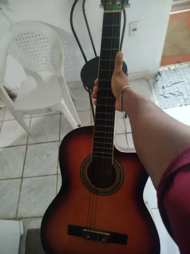 VENDO VIOLÃO MEMPHIS 