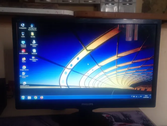 Philips 163V 16 polegadas