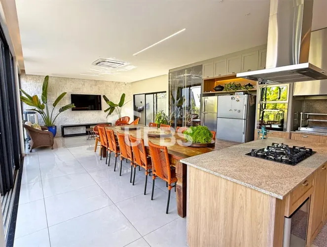 CASA TERREA A VENDA - JARDIM AMÉRICA 505M²