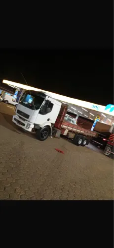 Vendi oi troco por camioneta VM 260