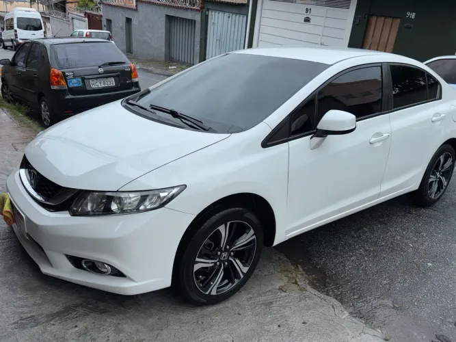 Honda Civic Sedan LXS 1.8/1.8 Flex 16V Aut. 4P 2014