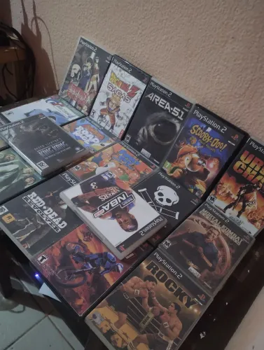 17 jogos de play 2 piratas funcionando tudo na capa