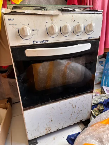 Fogão e armário bancada