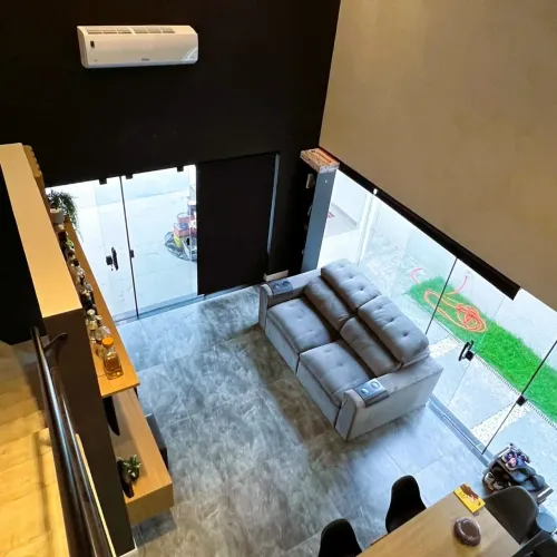 Casa Moderna à Venda no Condomínio Ilha das Águas Salto/SP