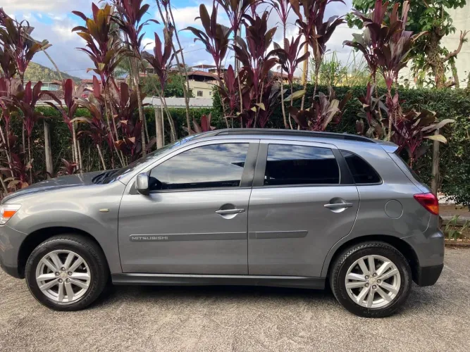 Mitsubishi ASX 2.0 16V 160cv Aut. 2012