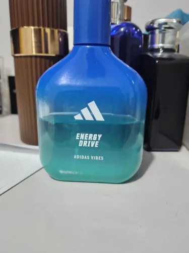 Perfume usado precinho top para ir logo