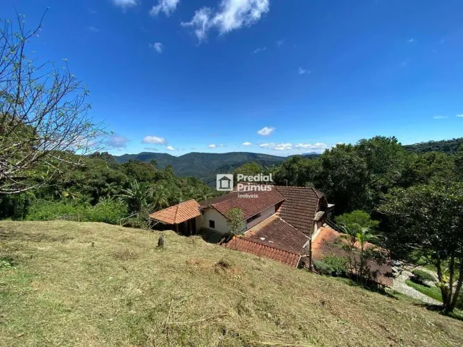 Chácara à Venda nas Pirâmides / Stucky  Condomínio Fechado Seu Refúgio Privativo na Serra 