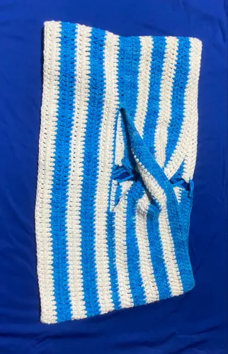 Cropped de croche feito a mão - Tamanho G