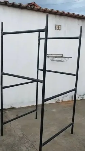Vendo andaimes barato pra sair hoje