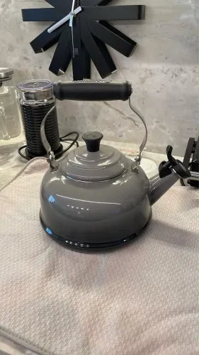 Chaleira Le Creuset cinza