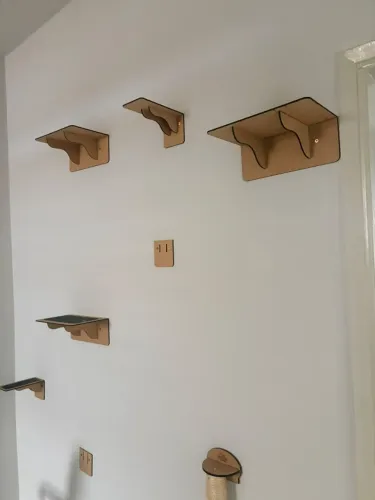 Poleiro para gatos 