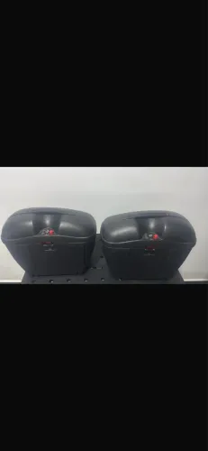 Vendo baú lateral givi 21 litros 