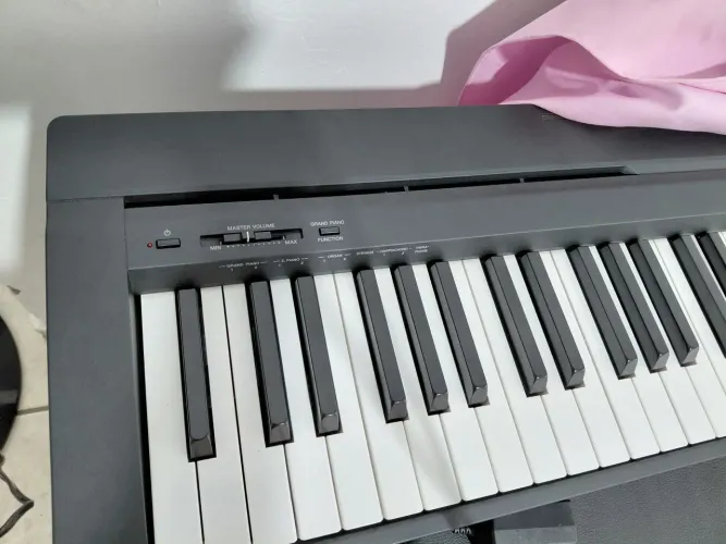 Piano Yamaha P45