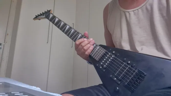 Guitarra Jackson RR minion